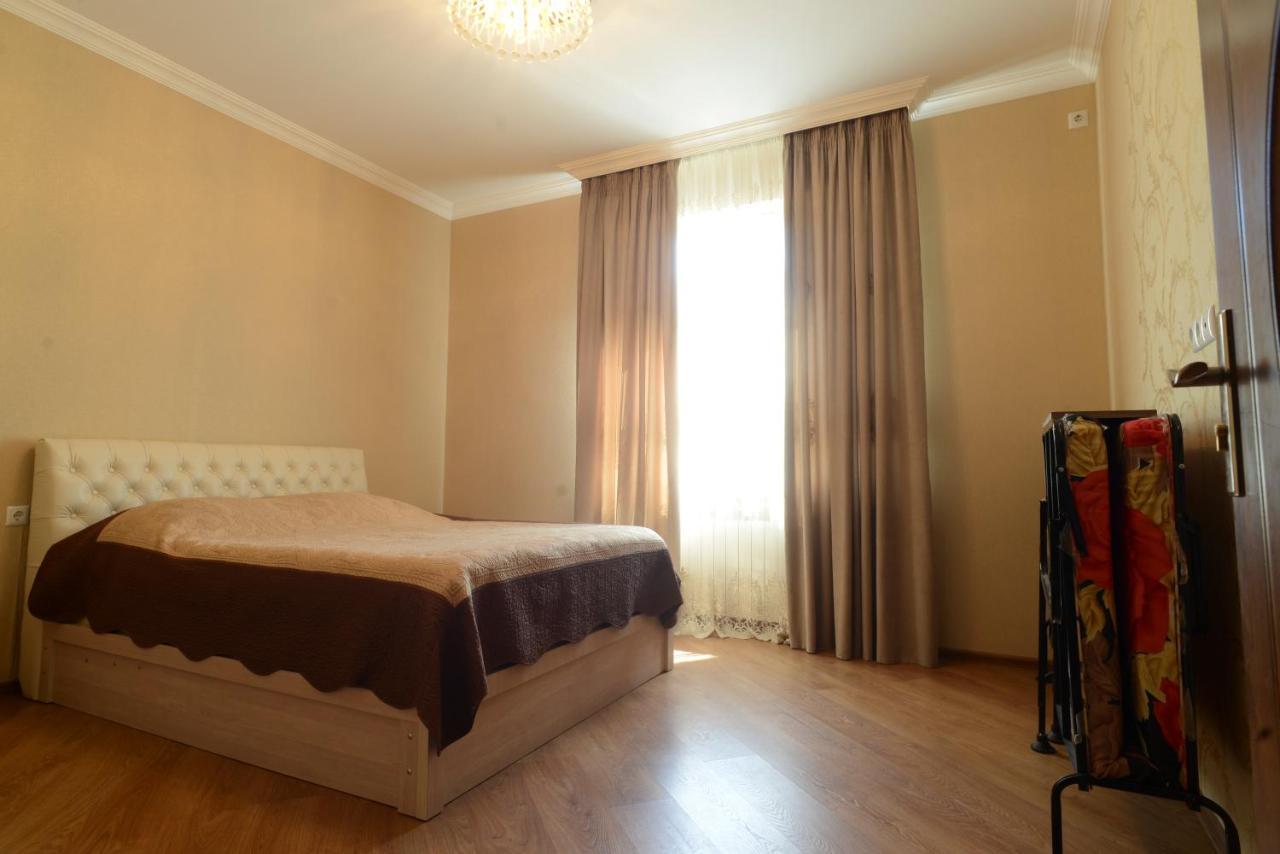 Old Tbilisi Apartment Exterior photo